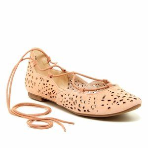 Nine West | Lace-Up Flat